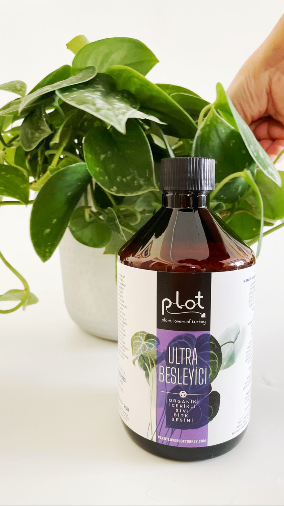 Çiçekli ve Çiçeksiz Bitkiler İçin Ultra Besleyici Bitki Besini 500 ml